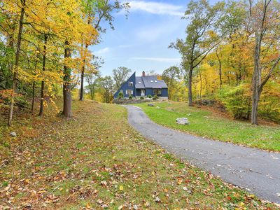 22 Ledgewood Road, Redding, CT, 06896