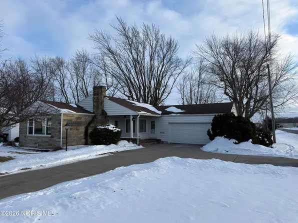 1867 E 2nd St, Defiance, OH 43512