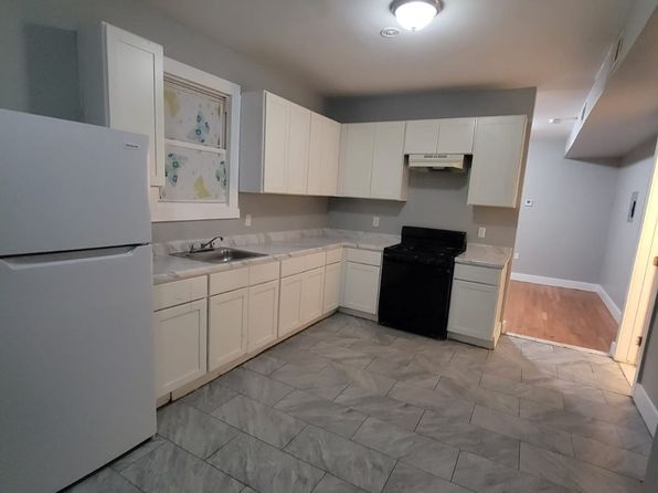 253 22nd St Floor 1
