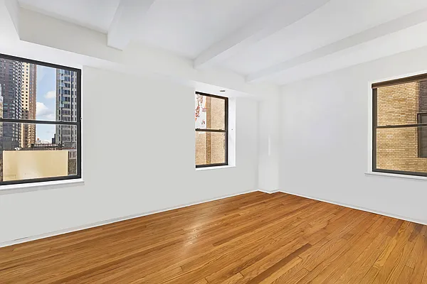 Sold by Compass | media 9