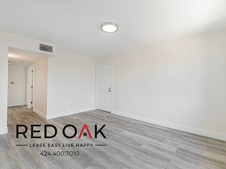 6928 Agnes Ave #2 — Photo 8