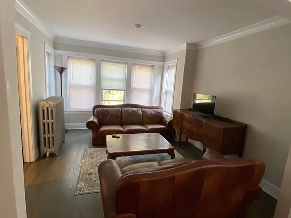 3rd image of 5412 N Western Ave #3