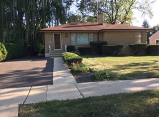 857 Rose Ave, Des Plaines, IL