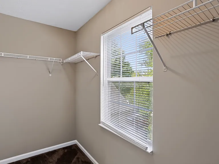 5439 Lake Boggs St — Photo 23
