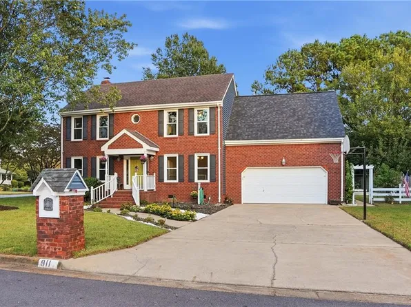 911 Charing Cross, Chesapeake, VA 23322