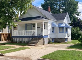 1319 13th Ave, Menominee, MI 49858