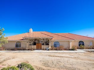 8225 Ailanthus Rd, Phelan, CA 92371