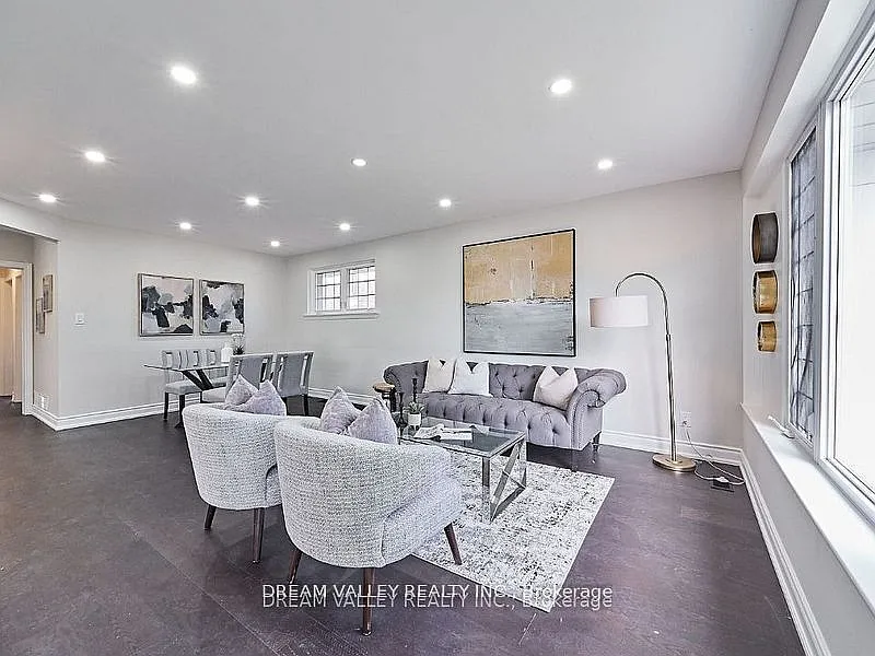 3 bed, $3,100 — Photo 4