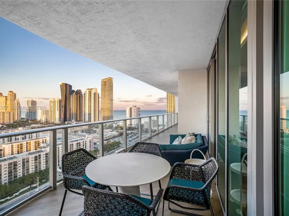 330 Sunny Isles Blvd #5-2403, Sunny Isles Beach, FL 33160