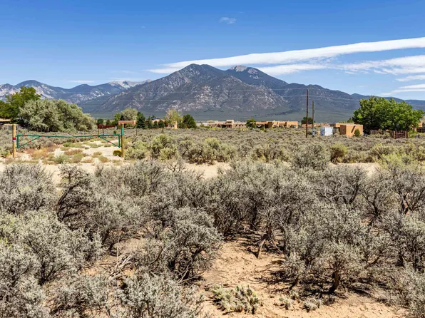 1337 Conejo Road, El Prado, NM 87529