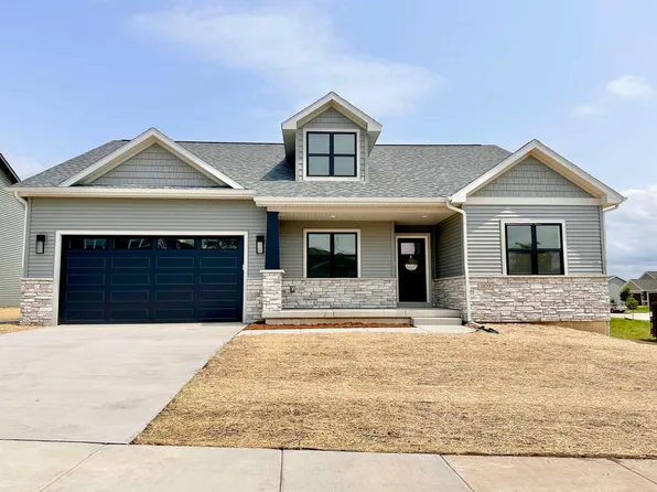 1109 Nordland Dr #62, Stoughton, WI 53589