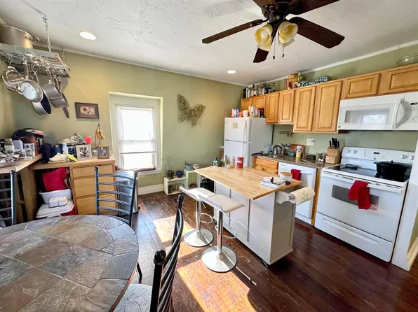 145 Highland Ave, Somerville, MA