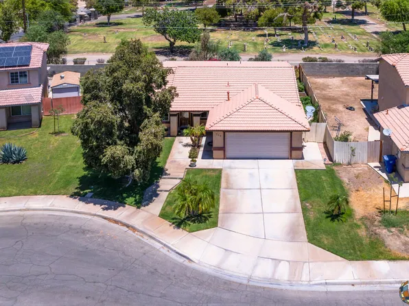 719 Maple Ct, Brawley, CA 92227