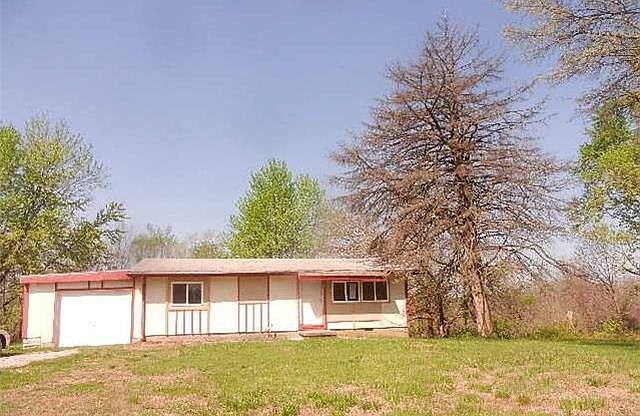 1st image of 9618 Crestwood Dr
