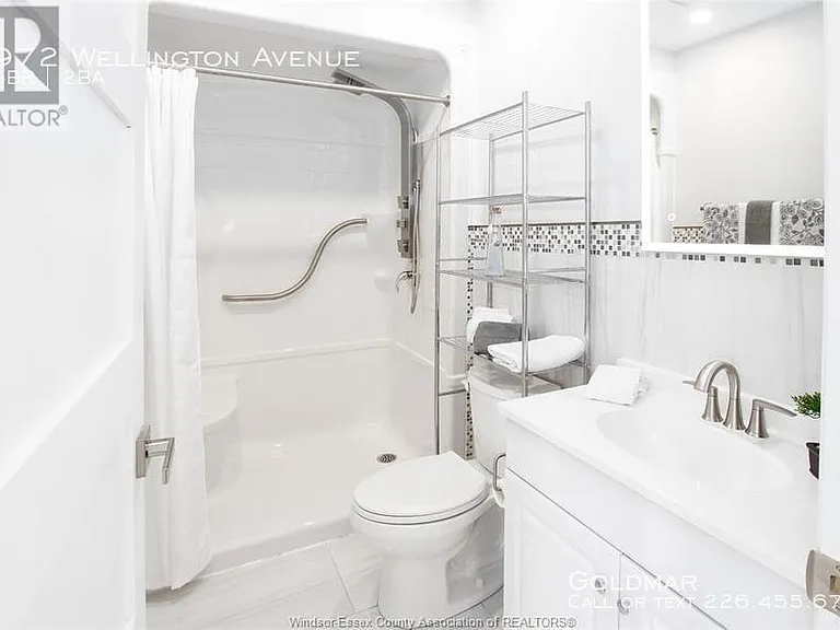 972 Wellington Ave #1 — Photo 11