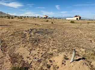 22889 Las Tunas Dr, Apple Valley, CA 92308