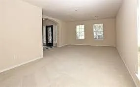 7902 Belterraza Ct — Photo 8