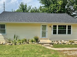 600 W Cherokee Dr, Bloomington, IN 47403