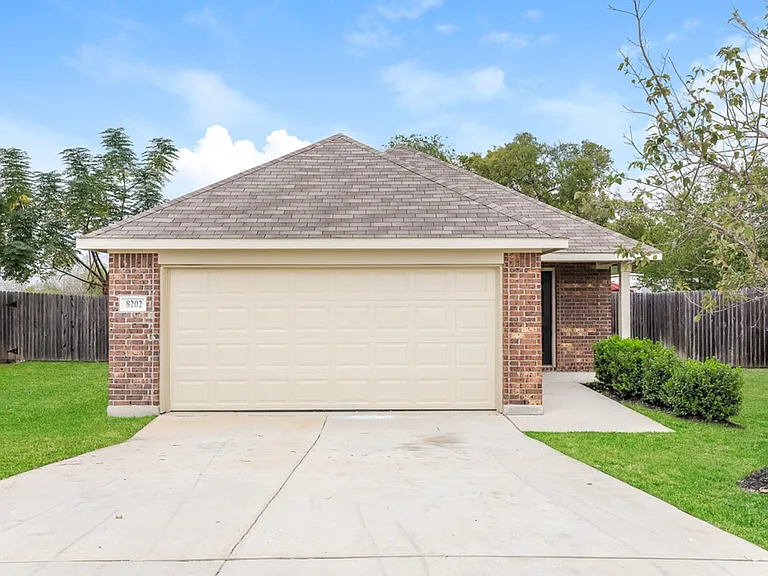 8202 Tesoro Hls — Photo 1