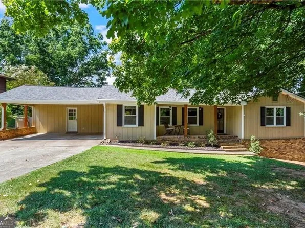 4941 Bedell Rd NE, Roswell, GA 30075