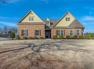 102 Ariel Way, Easley, SC 29642