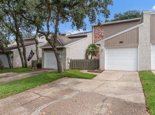 1037 4th Ave, Shalimar, FL 32579