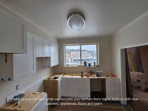 2nd image of 856 42nd Ave #B