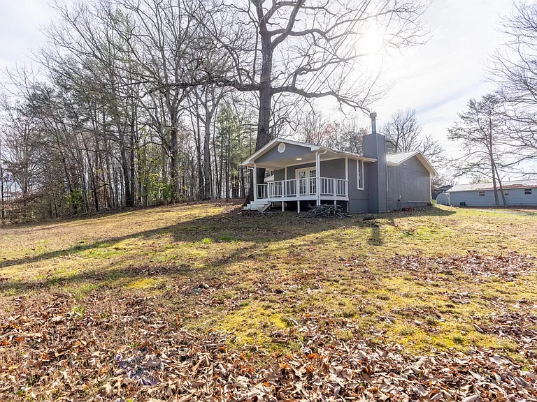 629 Ed Davis Rd — Photo 31