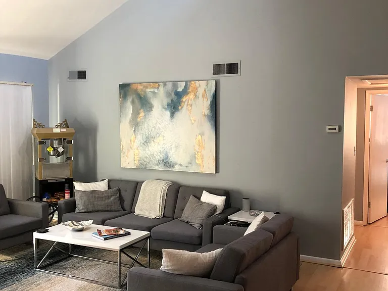 801 Delta Ave #7A — Photo 6