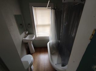 708 W Main St, Walhalla, SC 29691