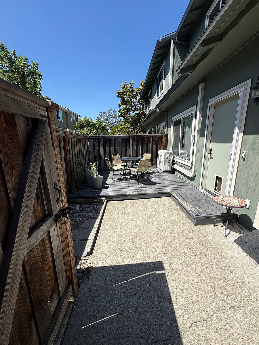 Front door patio - 1663 Kentfield Ave