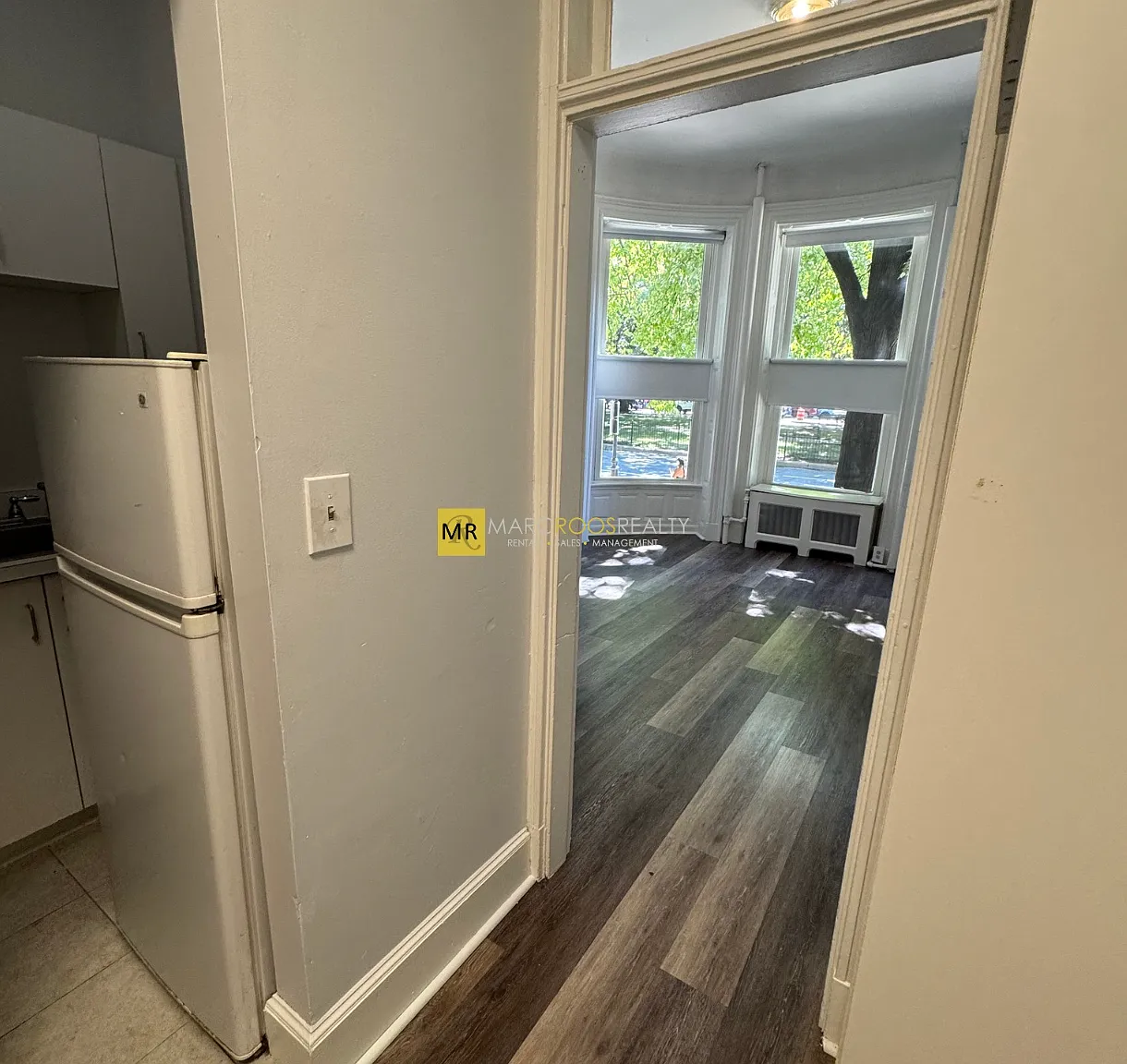 Studio, 400 sqft, $2,250 — Photo 3