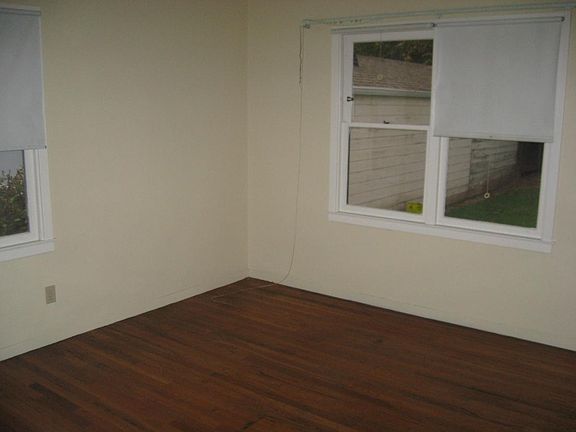 2nd image of 2725 2nd Ave