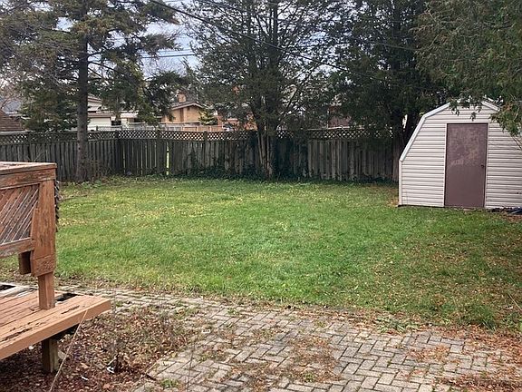 2nd image of 3934 Mount Royal Dr