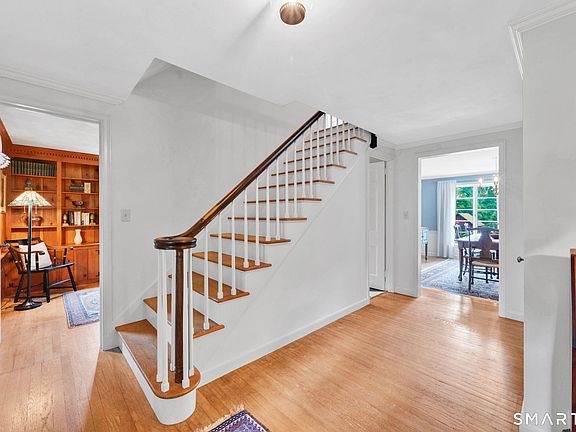 5th image of 73 Dyer Avenue