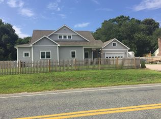 80 Mumford Rd, Narragansett, RI 02882