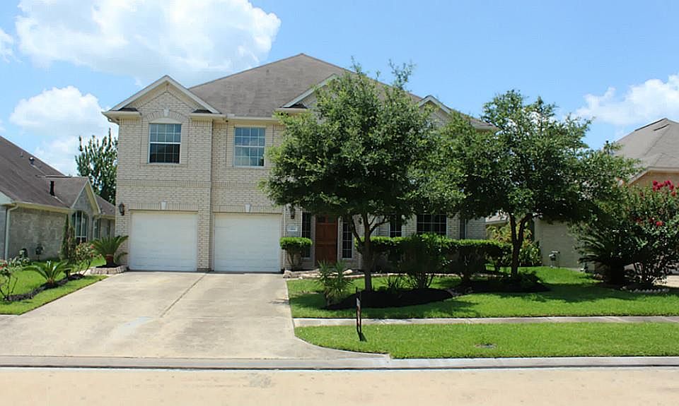 1st image of 7414 Brighton Glen Ln