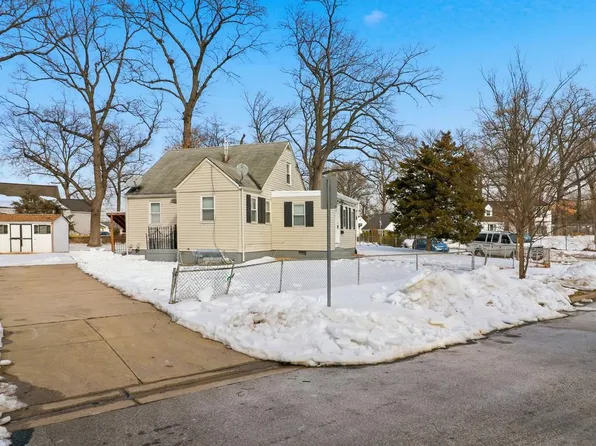 5900 Eastpine Dr, Riverdale, MD 20737