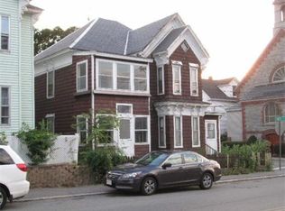 498 Fletcher St, Lowell, MA 01854
