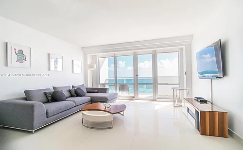 5601 Collins Ave #1405 Photo 1