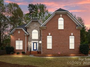 109 Stirling Heights Ln, Fort Mill, SC 29715