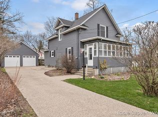 3107 Ottawa Ave SW, Grandville, MI 49418
