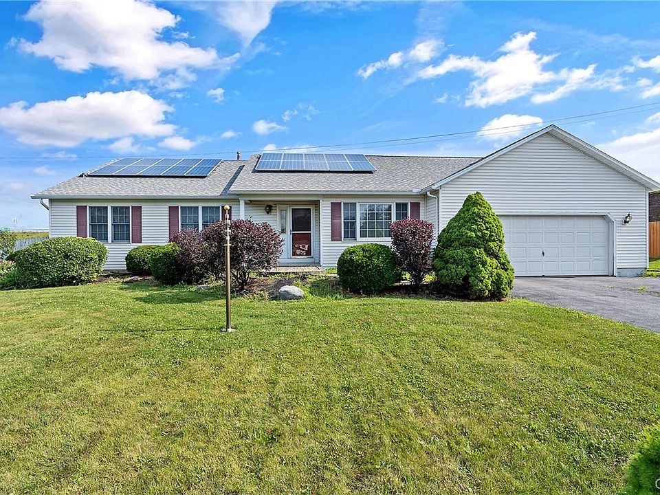 1st image of 136 Blackstone Way