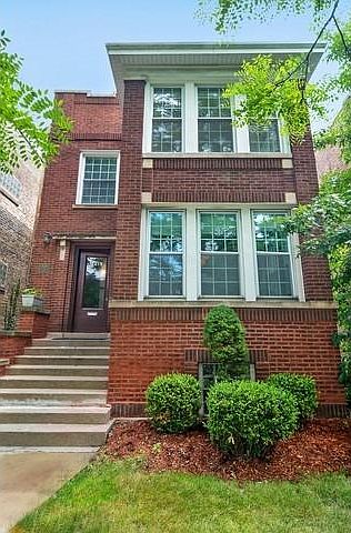 1st image of 4219 N Leavitt St #2
