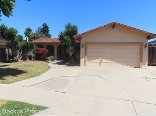 318 Coleridge Dr, Salinas, CA 93901
