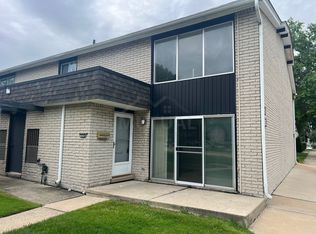 8232 Karam Blvd UNIT 1, Warren, MI 48093