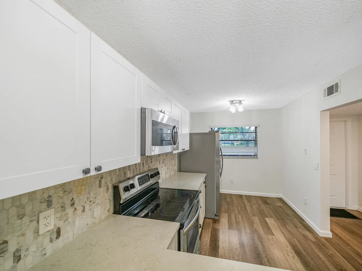 23398 Lyons Rd — Photo 3