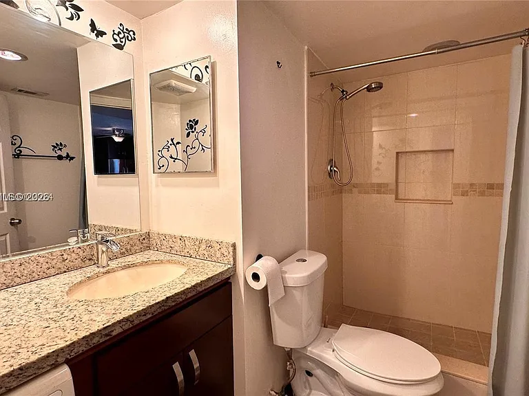 3703 NE 166th St #503 — Photo 13