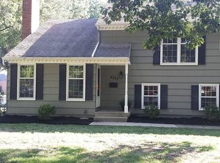 4303 W 82nd Ter #DUPLEX, Prairie Village, KS 66208
