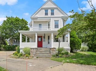 8 Miami Ct, Cos Cob, CT 06807